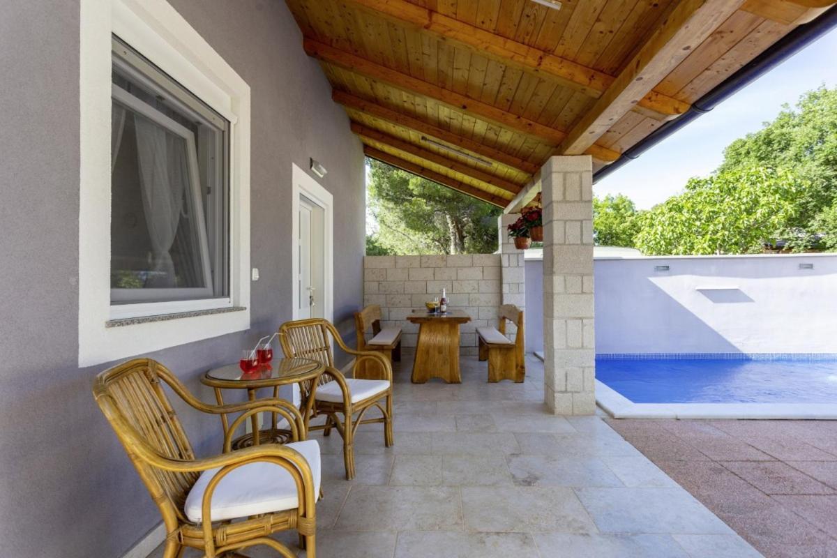 Nina In Peroj - Haus Fuer 6 Personen Βίλα Fažana Εξωτερικό φωτογραφία